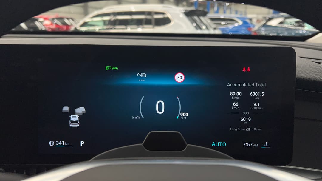 2025 MG Qs Essence AWD, Automatic, 6019 km, Odometer View