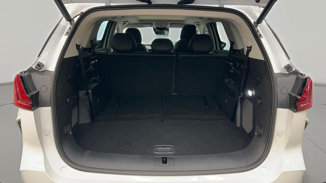 2025 MG Qs Essence AWD, Automatic, 6019 km, Boot Inside View