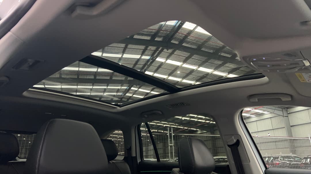 2025 MG Qs Essence AWD, Automatic, 6019 km, Interior Sunroof/Moonroof