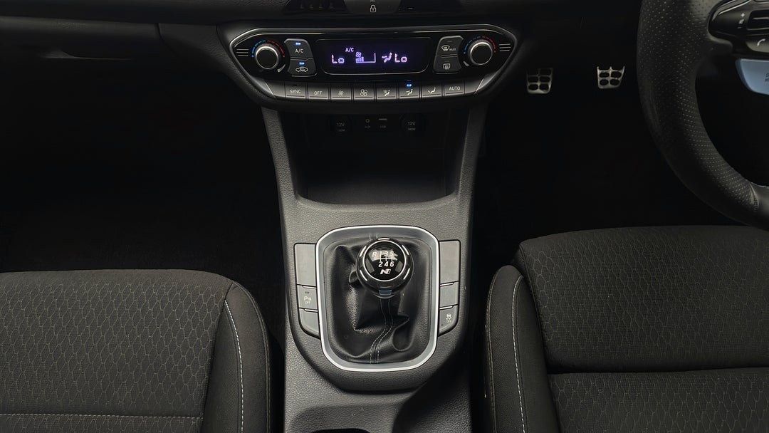2018 Hyundai i30 N Performance, Manual, 48556 km, Gear Lever 