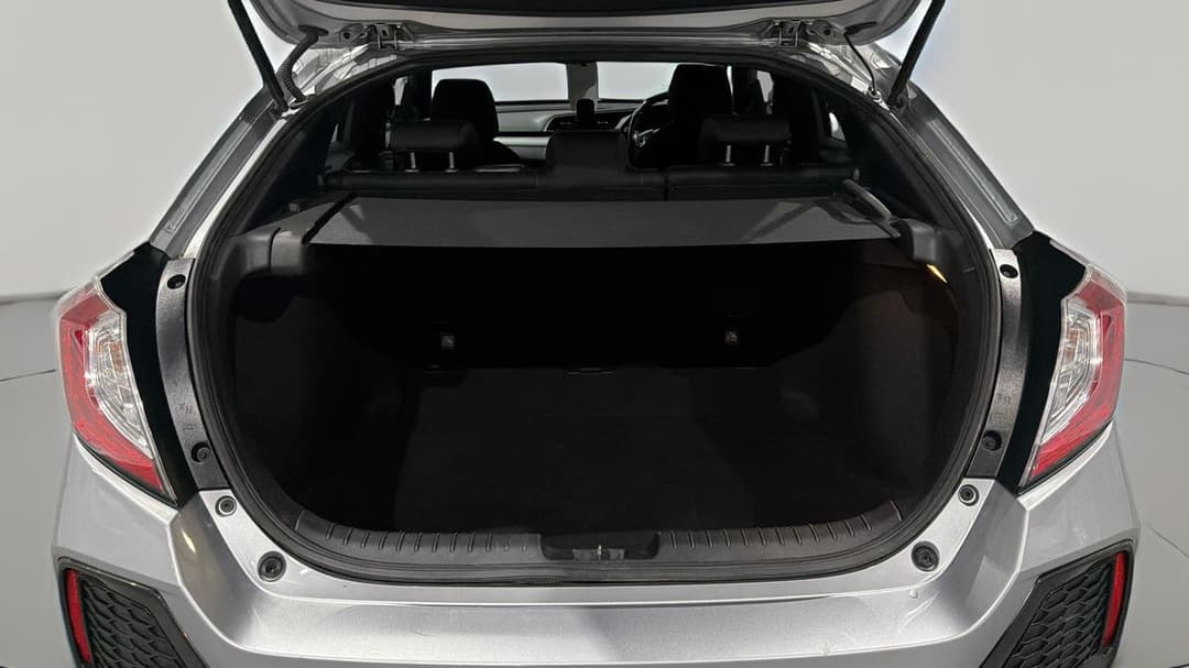 2019 Honda Civic Vti-l, Automatic, 148987 km, Boot Inside View