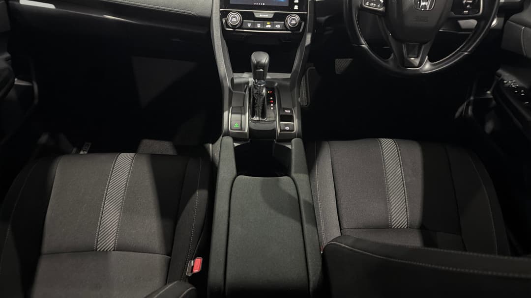 2019 Honda Civic Vti-l, Automatic, 148987 km, Center Console