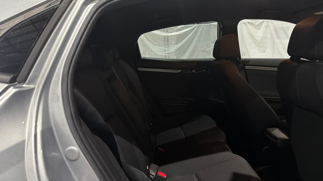 2019 Honda Civic Vti-l, Automatic, 148987 km, Right Side Rear Door Cabin View