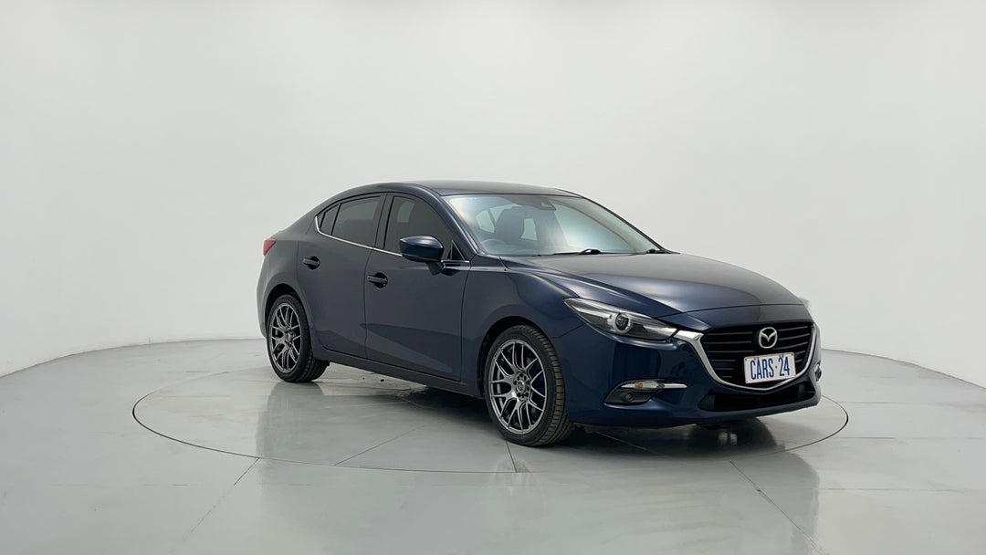 Right Front Diagonal (45- Degree) View