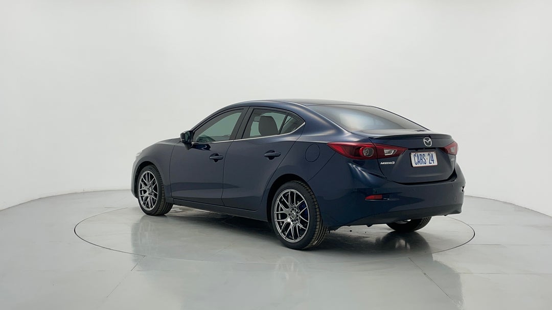 Left Back Diagonal (45- Degree) View