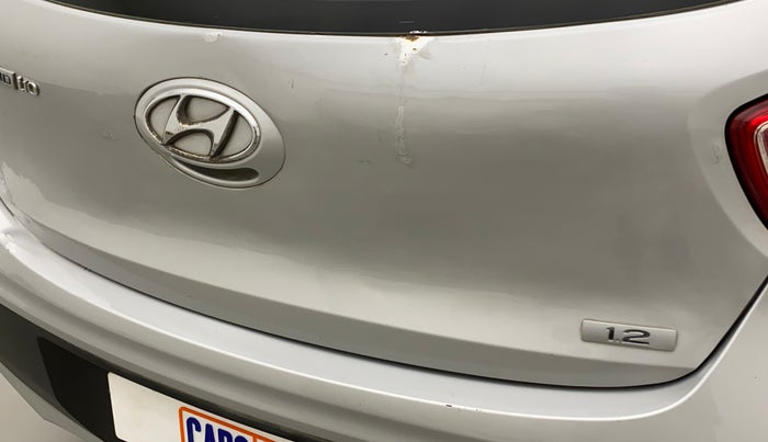 2017 Hyundai Grand i10 MAGNA 1.2 KAPPA VTVT, Petrol, Manual, 58,485 km, Dicky (Boot door) - Minor scratches