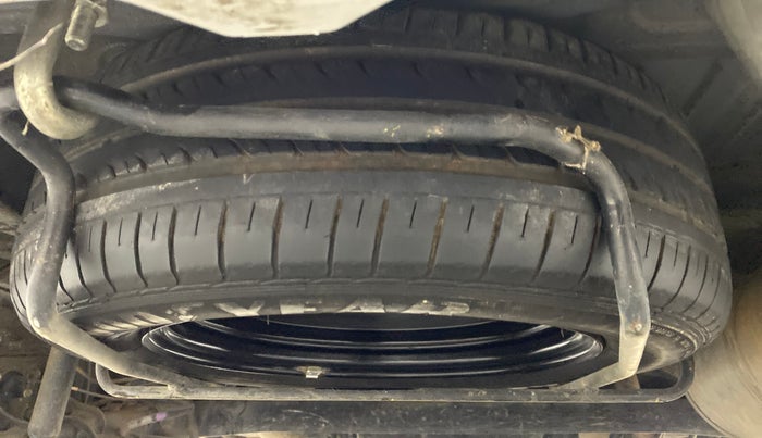 2018 Maruti Ertiga VXI, Petrol, Manual, 37,774 km, Spare Tyre
