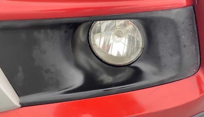 2018 Maruti Vitara Brezza ZDI, Diesel, Manual, 40,605 km, Left fog light - Minor damage