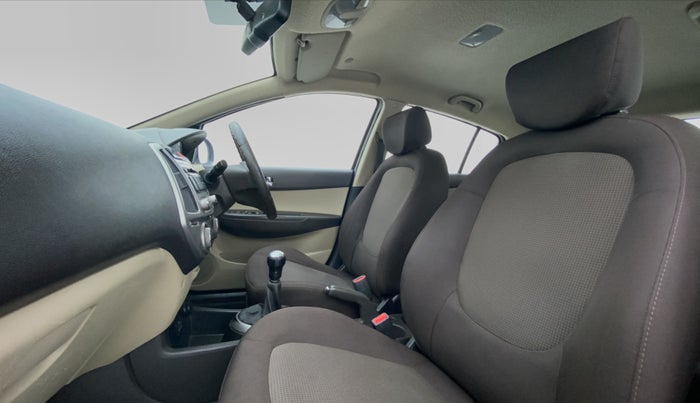 2014 Hyundai i20 SPORTZ 1.2 VTVT, Petrol, Manual, 48,504 km, Right Side Front Door Cabin