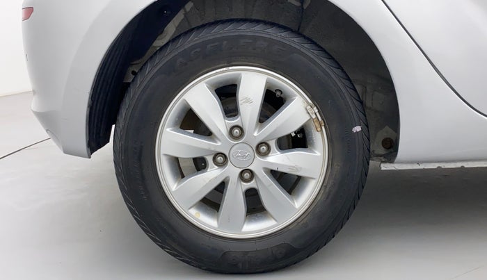 2014 Hyundai i20 SPORTZ 1.2 VTVT, Petrol, Manual, 48,504 km, Left Rear Wheel