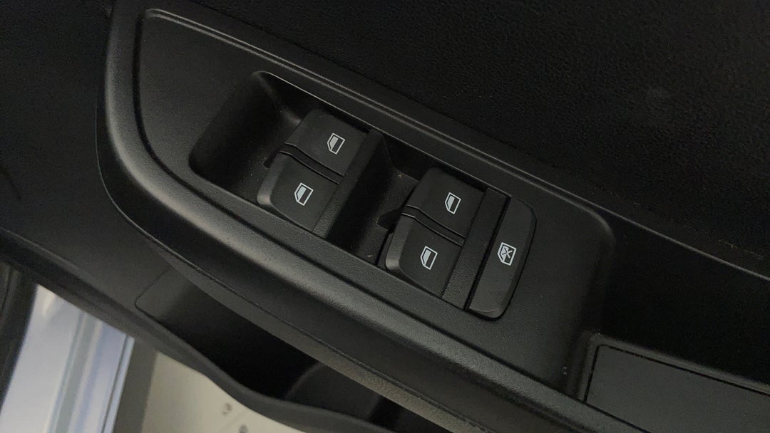 2022 MG Mg3 Auto Excite (with Navigation), Automatic, 42815 km, Drivers Side Door Panel Controls