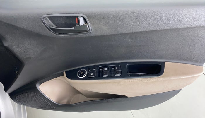 2015 Hyundai Grand i10 MAGNA 1.2 VTVT, CNG, Manual, 47,183 km, Driver Side Door Panels Control