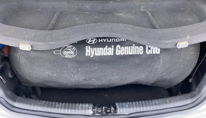 2015 Hyundai Grand i10 MAGNA 1.2 VTVT, CNG, Manual, 47,183 km, Boot Inside
