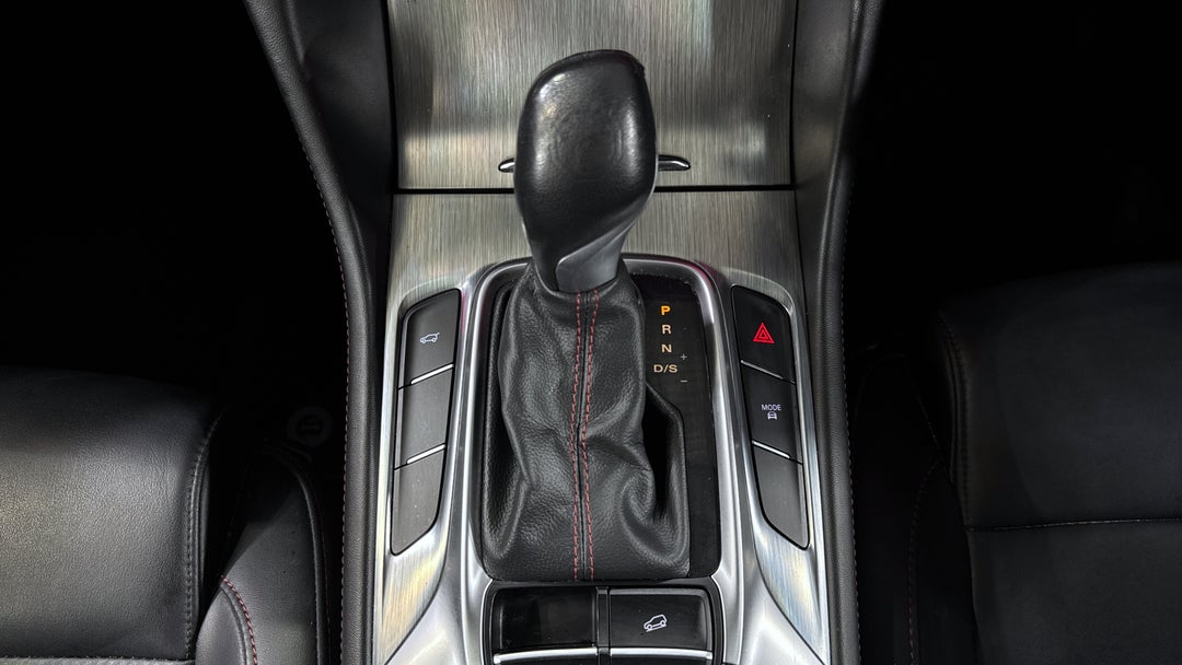 2020 MG HS Excite, Automatic, 73574 km, Gear Lever 