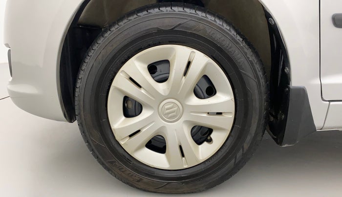 2011 Maruti Swift VXI, Petrol, Manual, 46,838 km, Left Front Wheel