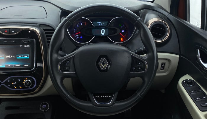2017 Renault Captur 1.5 PLATINE DIESEL, Diesel, Manual, 50,144 km, Steering Wheel Close Up