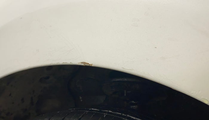 2014 Hyundai Xcent SX 1.2 (O), Petrol, Manual, 75,576 km, Left fender - Lining loose