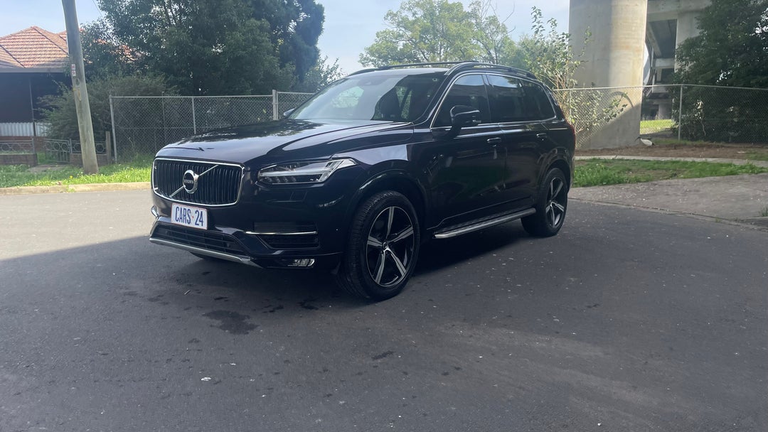 Left Front Diagonal (45- Degree) View