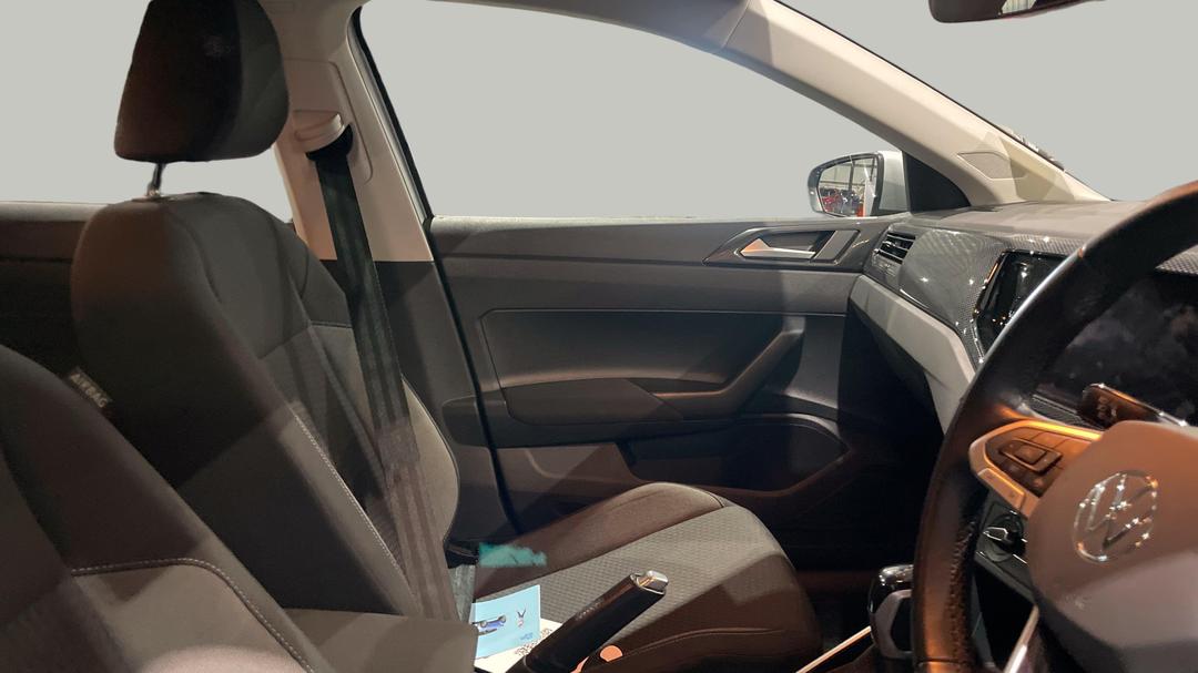 2024 Volkswagen Polo Life, Automatic, 30769 km, Right Side Front Door Cabin View