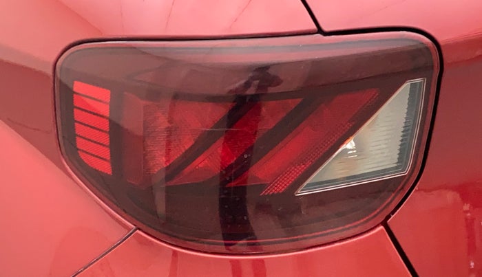 2019 Hyundai VENUE SX PLUS 1.0 TURBO DCT, Petrol, Automatic, 59,841 km, Left tail light - Reverse gear light not functional