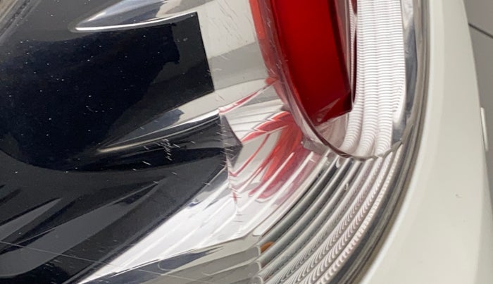 2015 Honda Brio S MT, Petrol, Manual, 68,368 km, Left tail light - Minor damage