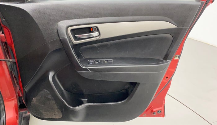 2018 Maruti Vitara Brezza ZDI PLUS, Diesel, Manual, 40,190 km, Driver Side Door Panels Control