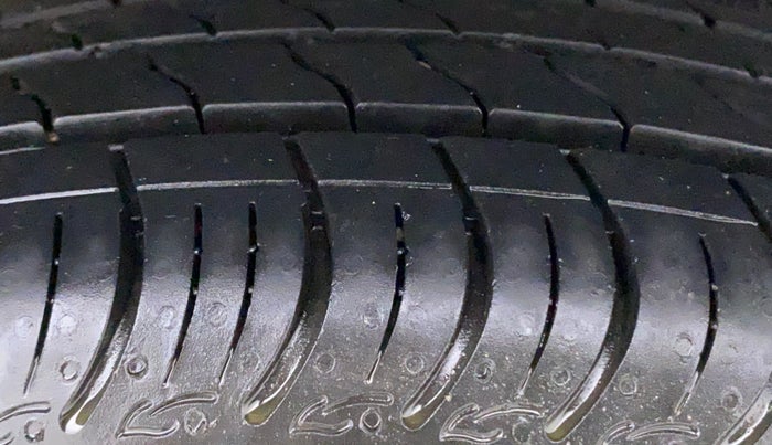2022 Maruti S PRESSO VXI (O) CNG, CNG, Manual, 21,240 km, Right Rear Tyre Tread
