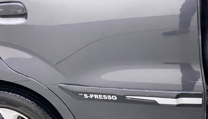 2022 Maruti S PRESSO VXI (O) CNG, CNG, Manual, 21,240 km, Right rear door - Minor scratches