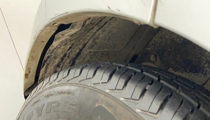 2018 Datsun Redi Go A, Petrol, Manual, 66,486 km, Left fender - Lining loose