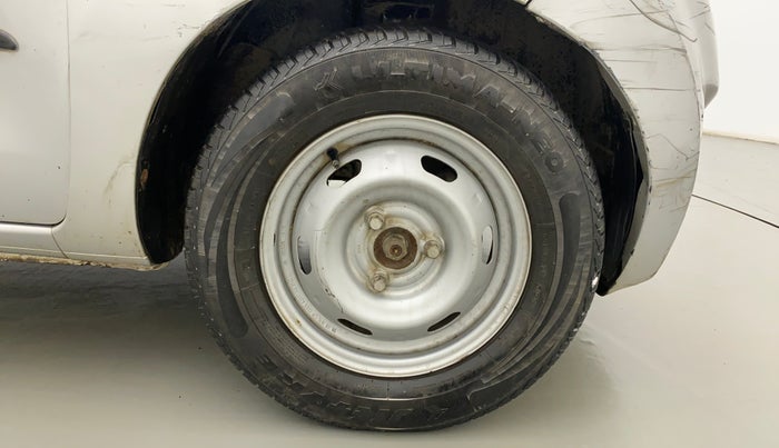 2018 Datsun Redi Go A, Petrol, Manual, 66,486 km, Right Front Wheel