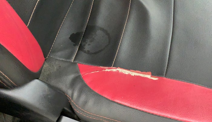 2018 Datsun Redi Go A, Petrol, Manual, 66,227 km, Driver seat - Cover slightly torn