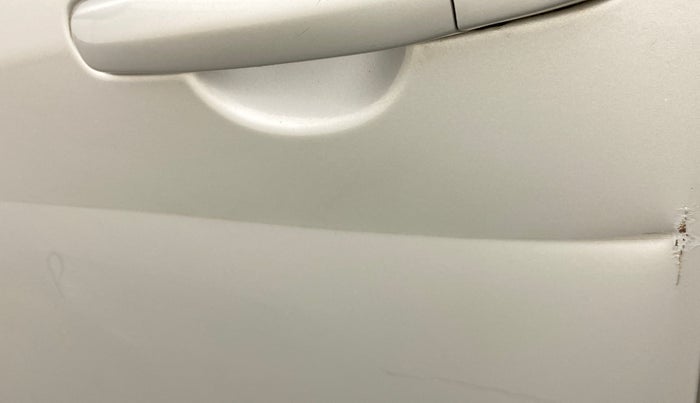 2010 Maruti Ritz ZXI, Petrol, Manual, 47,698 km, Front passenger door - Slightly dented