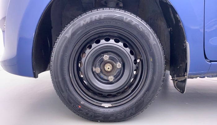 2016 Datsun Go T, Petrol, Manual, 62,816 km, Left Front Wheel