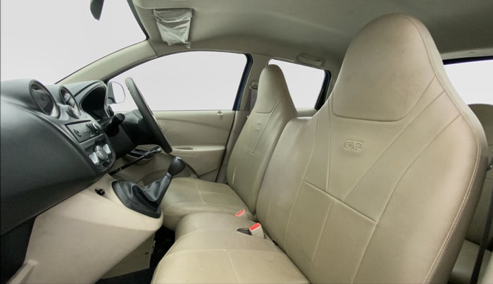 2016 Datsun Go T, Petrol, Manual, 62,816 km, Right Side Front Door Cabin