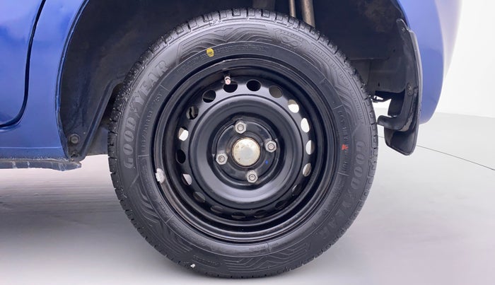 2016 Datsun Go T, Petrol, Manual, 62,816 km, Left Rear Wheel