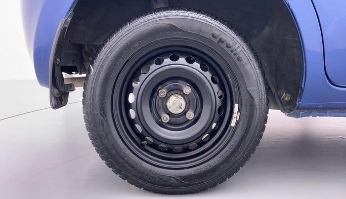 2016 Datsun Go T, Petrol, Manual, 62,816 km, Right Rear Wheel