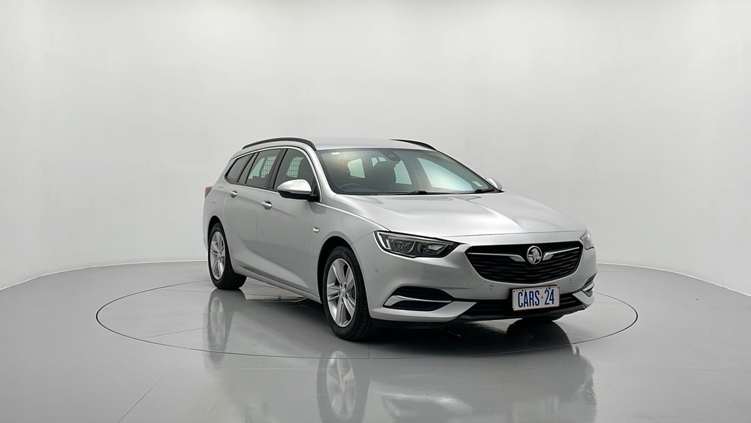 Right Front Diagonal (45- Degree) View