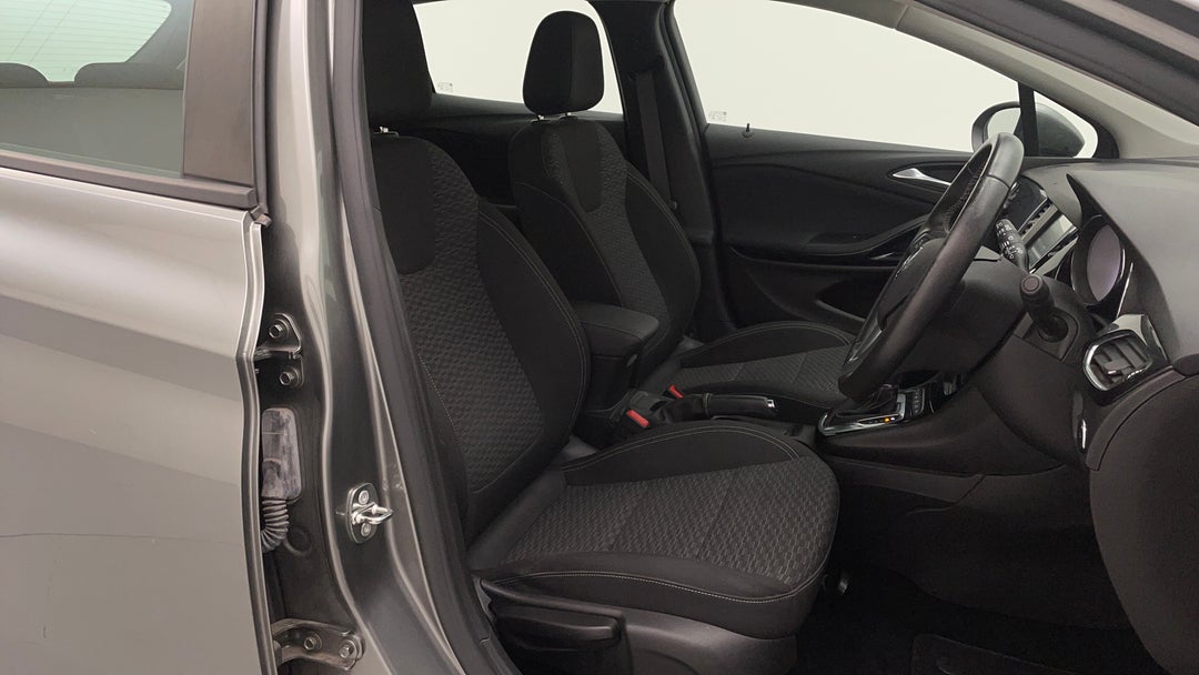 2018 Holden Astra Rs, Automatic, 50858 km, Right Side Front Door Cabin View