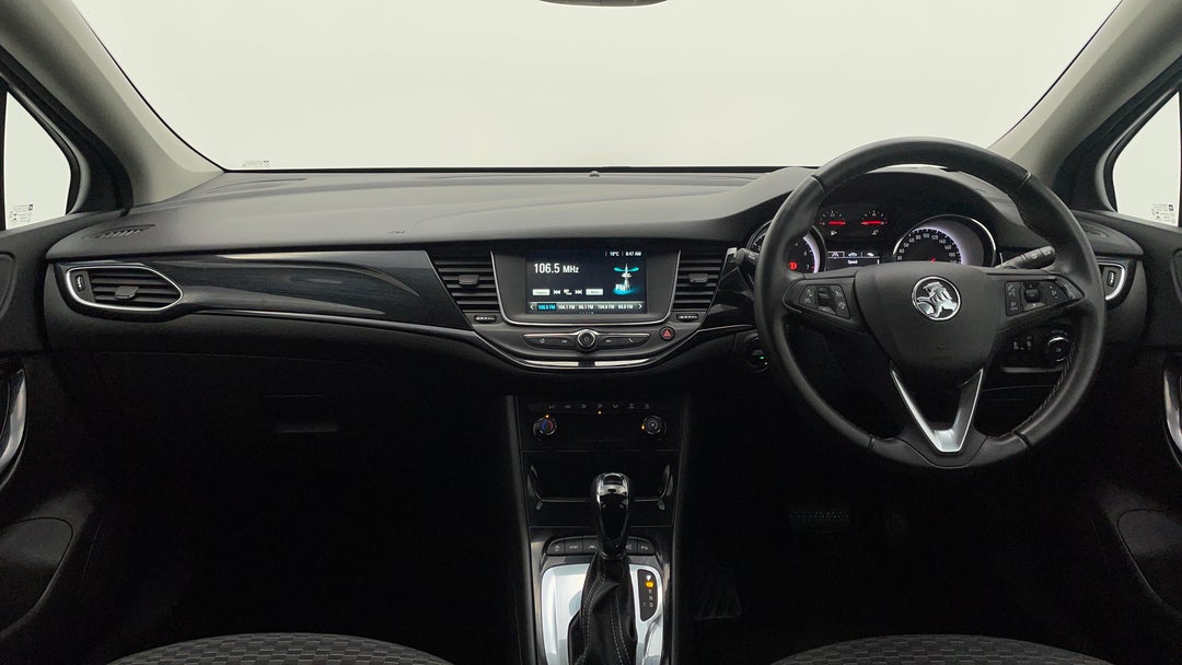 2018 Holden Astra Rs, Automatic, 50858 km, Dashboard View