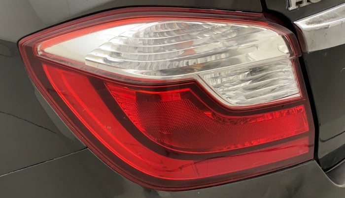 2017 Honda Amaze 1.2L I-VTEC S, Petrol, Manual, 52,508 km, Left tail light - Minor scratches