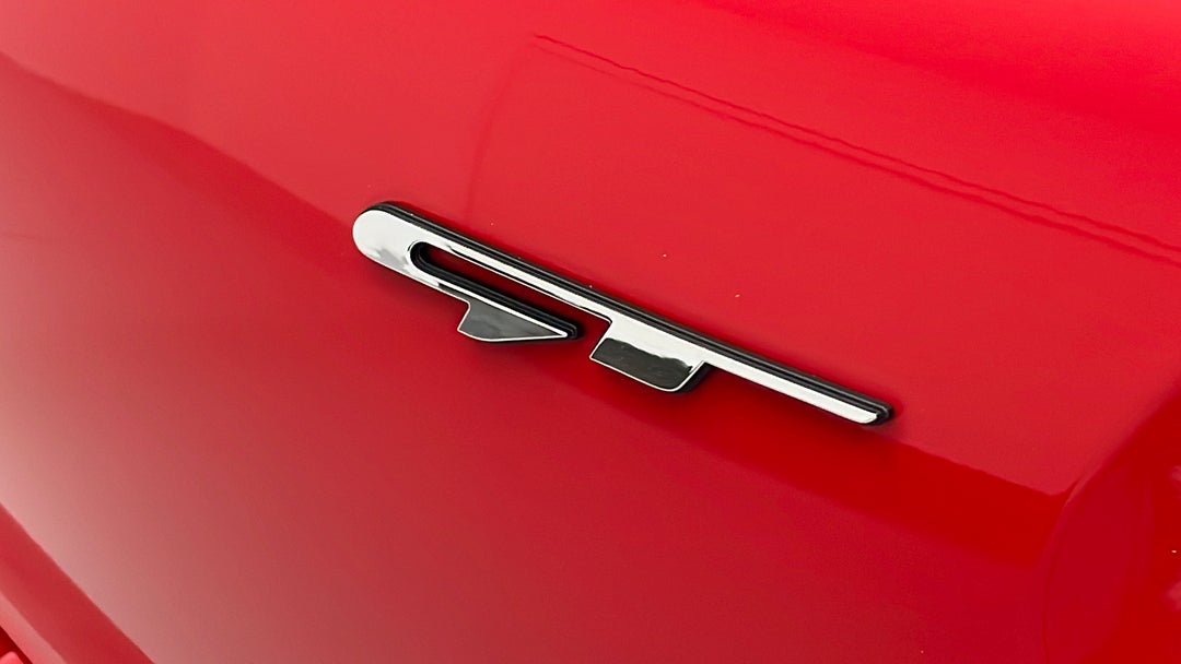 Badge (Boot Right Side)