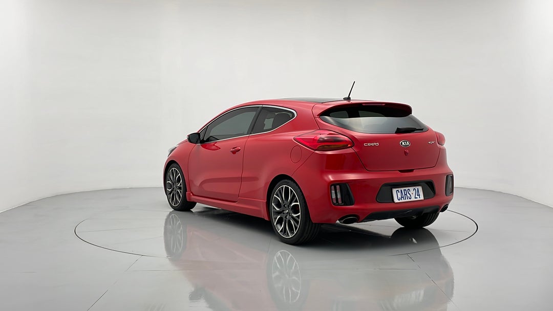 Left Back Diagonal (45- Degree) View