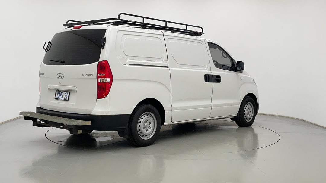 Right Back Diagonal (45- Degree) View