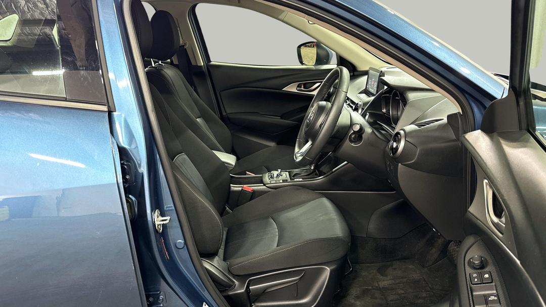 2020 Mazda CX-3 Maxx Sport (FWD), Automatic, 40064 km, Right Side Front Door Cabin View