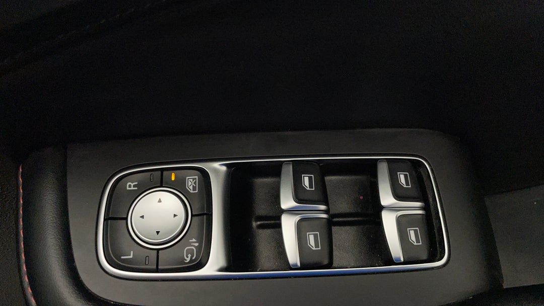 2023 MG HS Excite, Automatic, 54981 km, Drivers Side Door Panel Controls