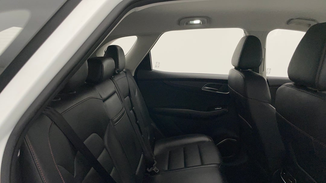 2023 MG HS Excite, Automatic, 54981 km, Right Side Rear Door Cabin View