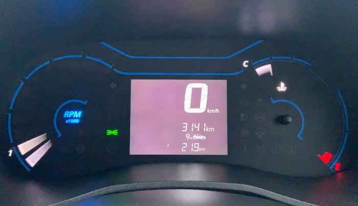 2019 Renault Kwid RXT, Petrol, Manual, 3,141 km, Odometer View