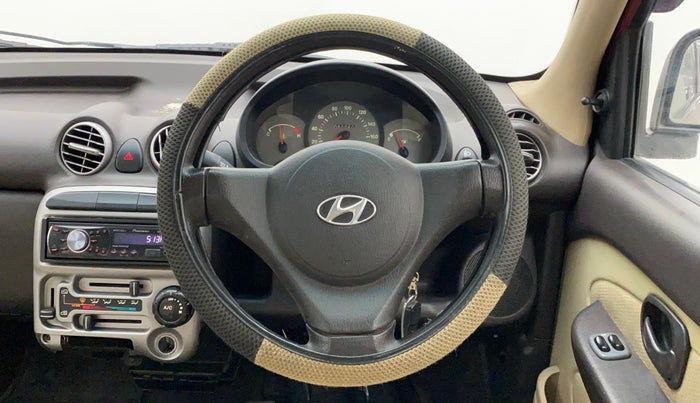 2010 Hyundai Santro Xing GLS, Petrol, Manual, 60,050 km, Steering Wheel Close Up