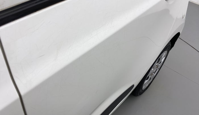 2016 Hyundai Grand i10 SPORTZ 1.2 KAPPA VTVT, Petrol, Manual, 71,806 km, Rear left door - Minor scratches