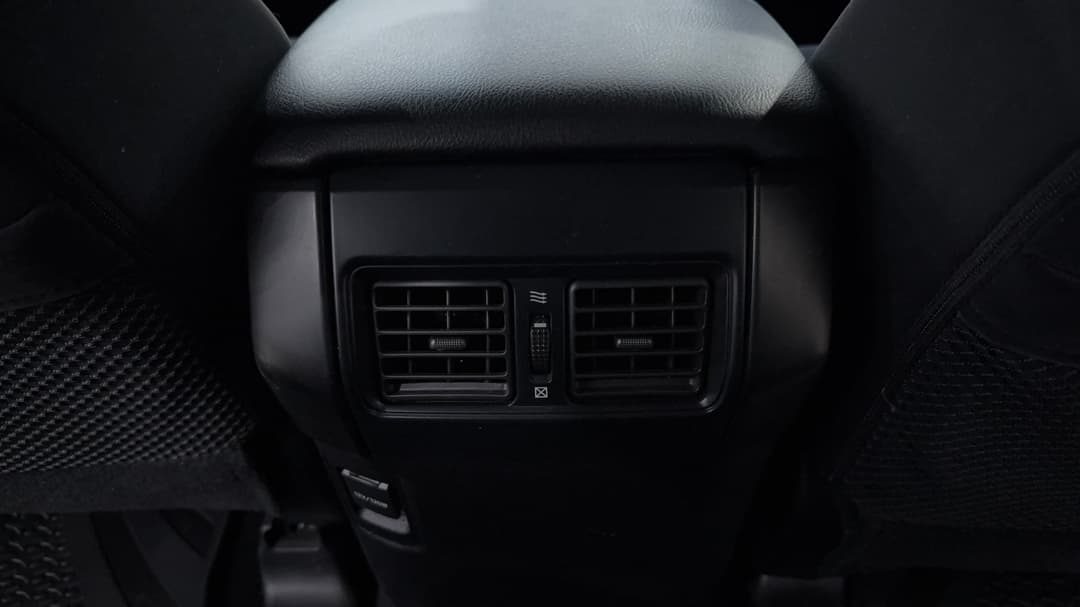 2022 Toyota Landcruiser Prado Gx, Automatic, 76779 km, Rear A/C Vent